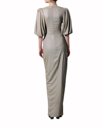 فستان طويل رمادي برقبة V