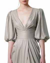 فستان طويل رمادي برقبة V