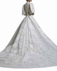 فستان بياقة عالية