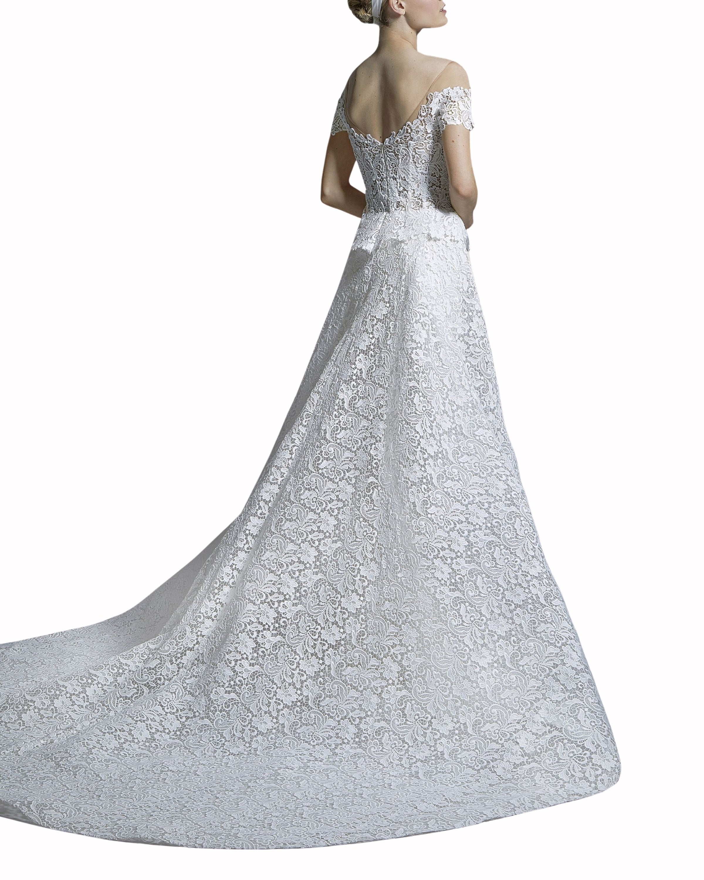 فستان زفافي من الغيبور