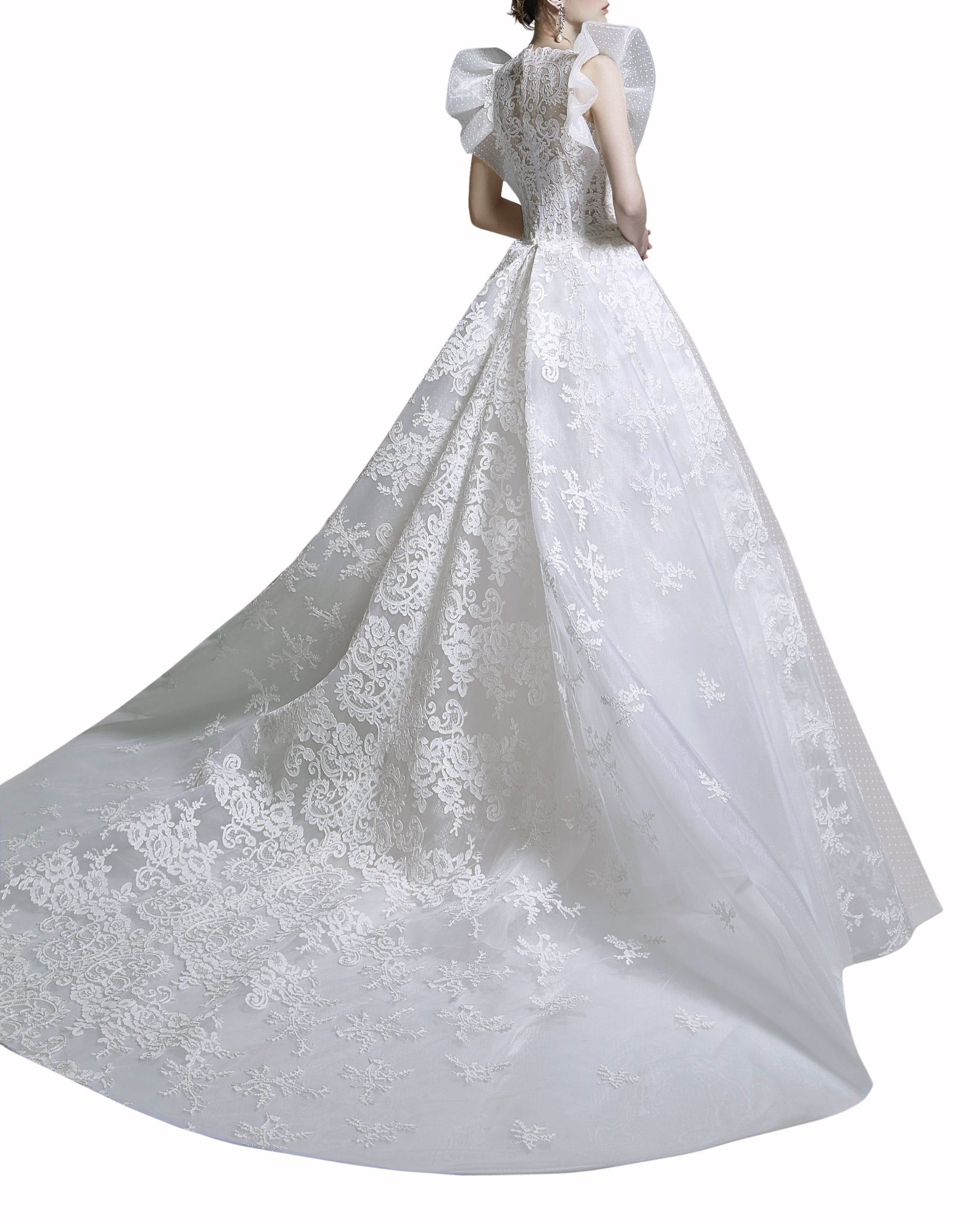 فستان بأكمام منفوخة