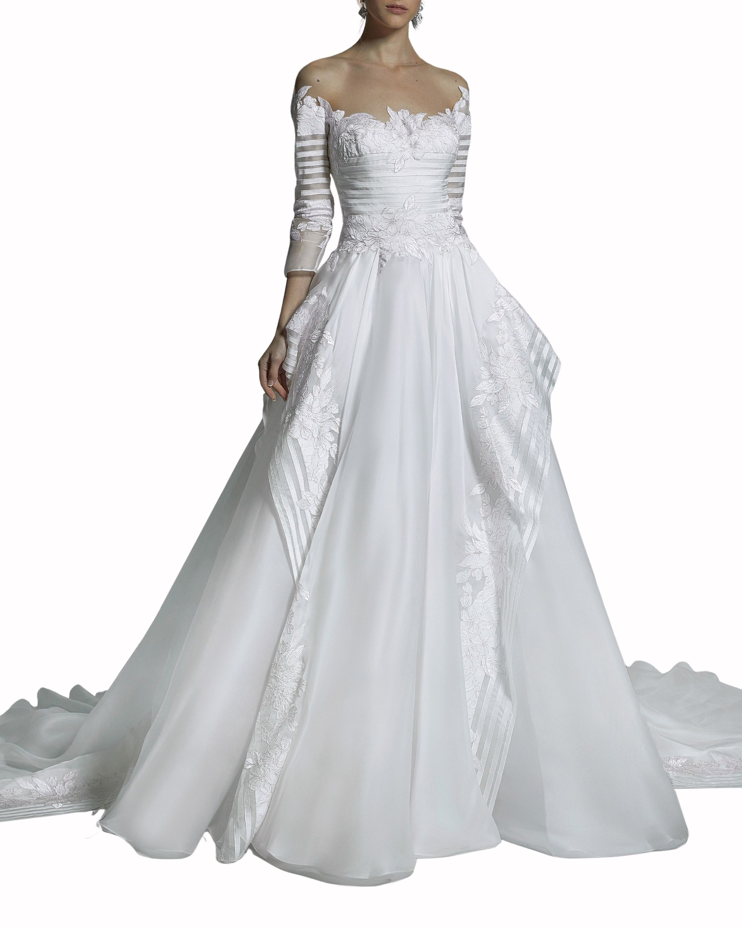 فستان دانتيل من دون أكتاف