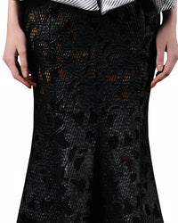 تنورة شبك طويلة