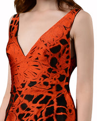 فستان برتقالي غيبور غير متماثل مع ظهر على شكل V