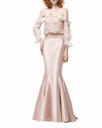 فستان بقسط الحورية بكتف منسدل