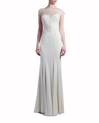 فستان طويل بتوب دانتيل