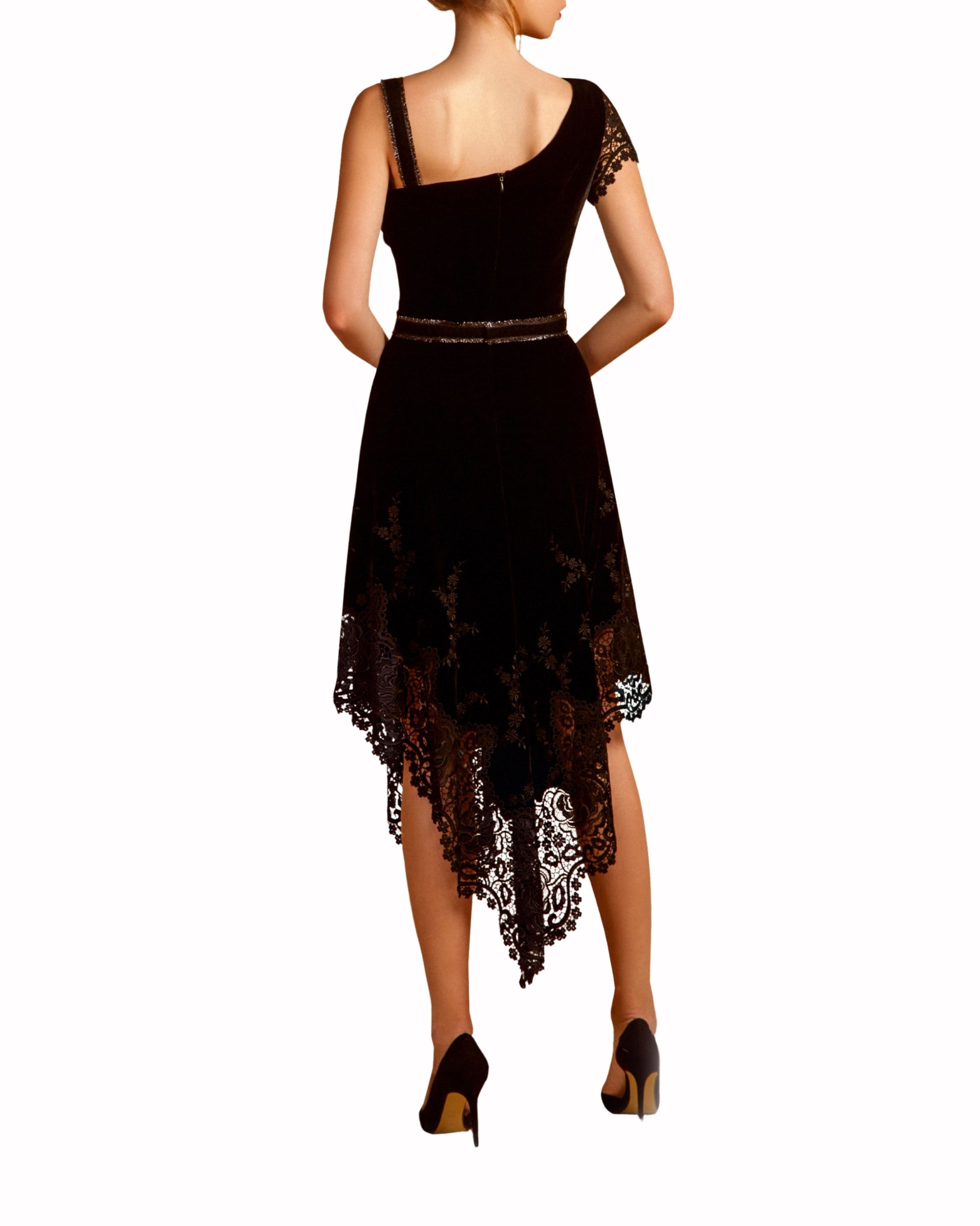 فستان ميدي غير متساوي