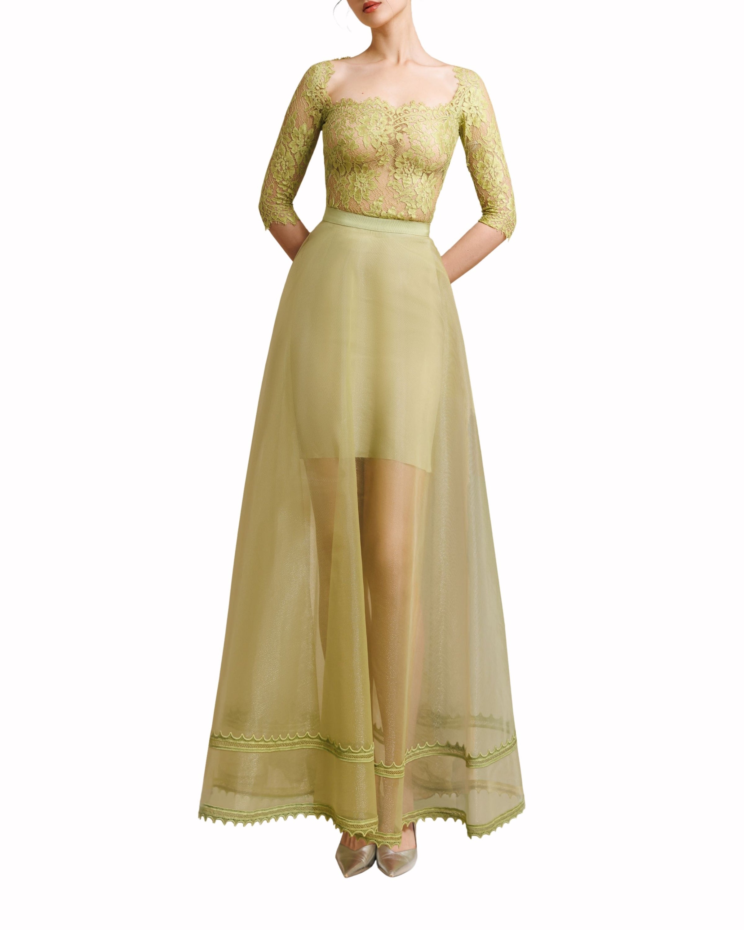 3/4 توب دانتيل مع تنورة طويلة اورغنزا