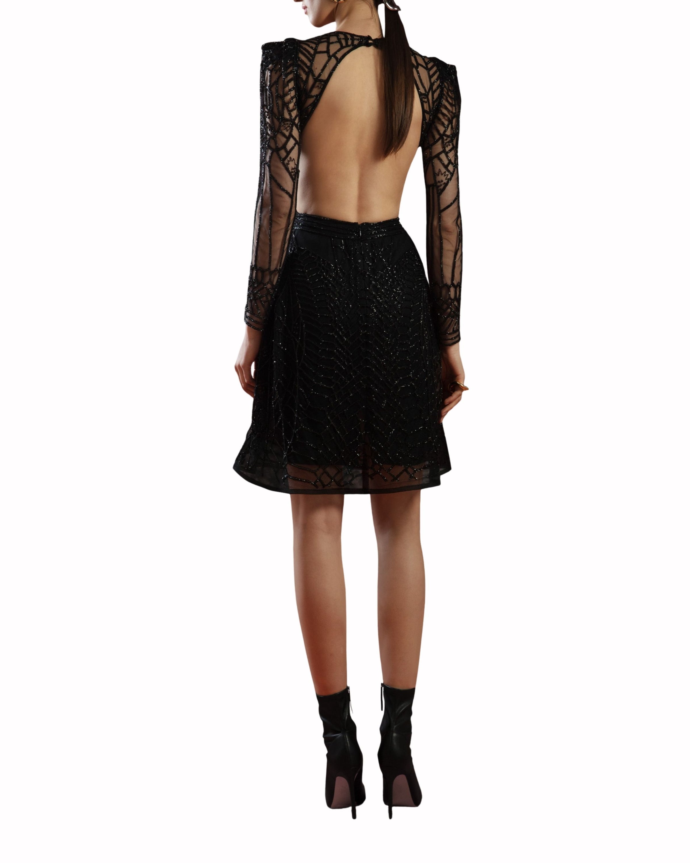 قميص مزين واسع