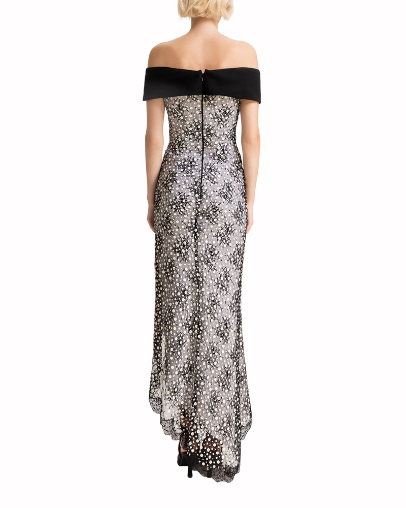 Off-Shoulders Dress With Slit